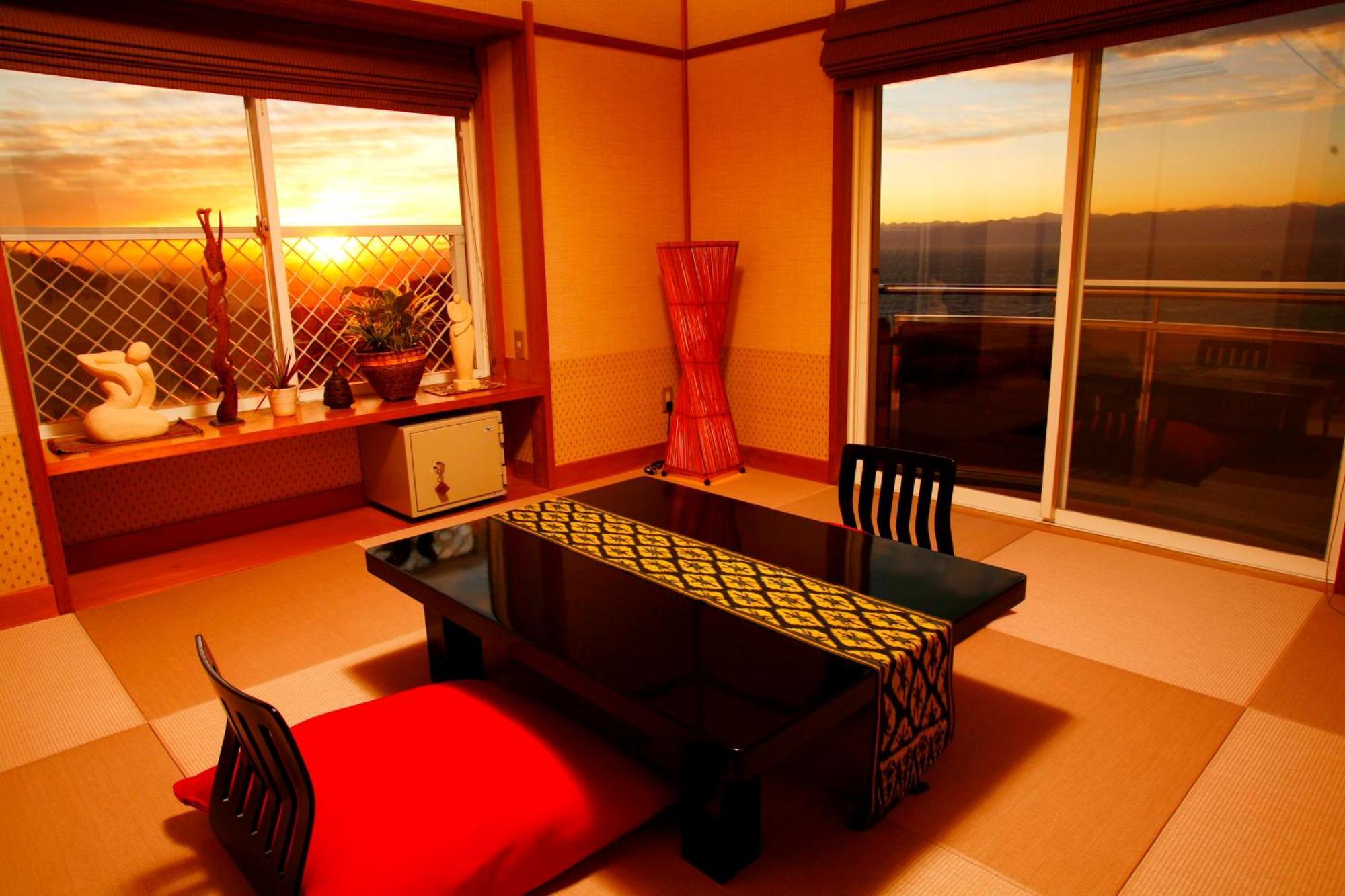 Rurika Hotel Izu  Buitenkant foto