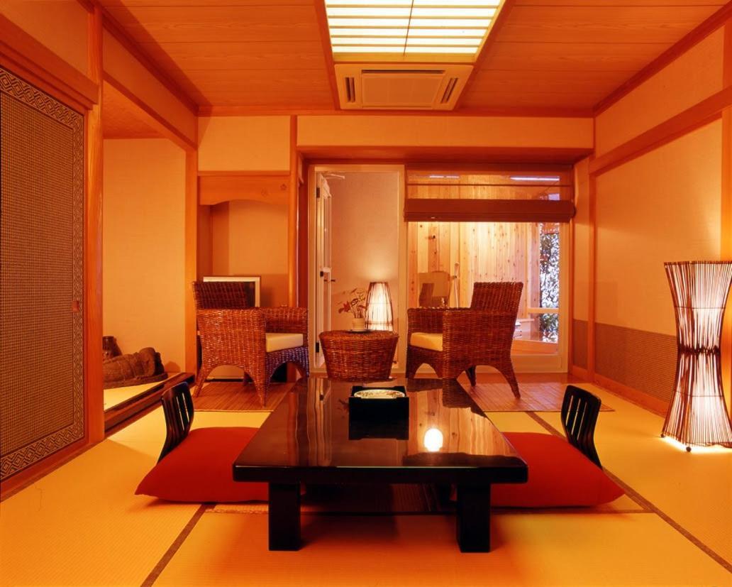 Rurika Hotel Izu  Buitenkant foto